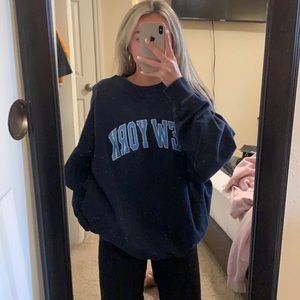 Brandy Melville sweatshirt
